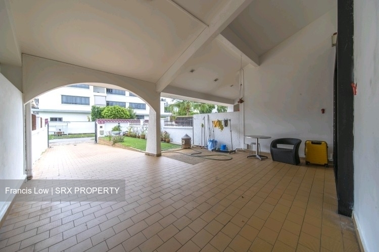 Lowland Road (D19), Terrace #556584651